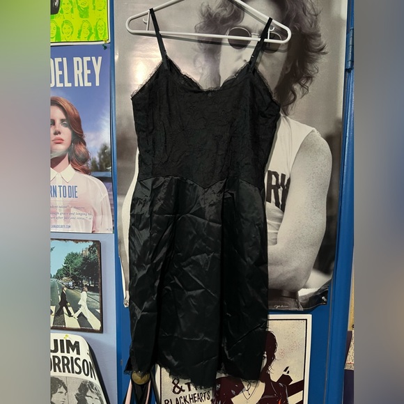 Vintage Black Lingerie - Picture 2 of 3